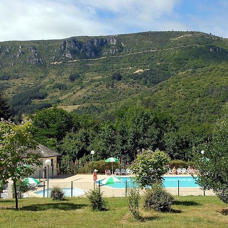Vvf Les Cevennes Hotel Bédouès Kültér fotó